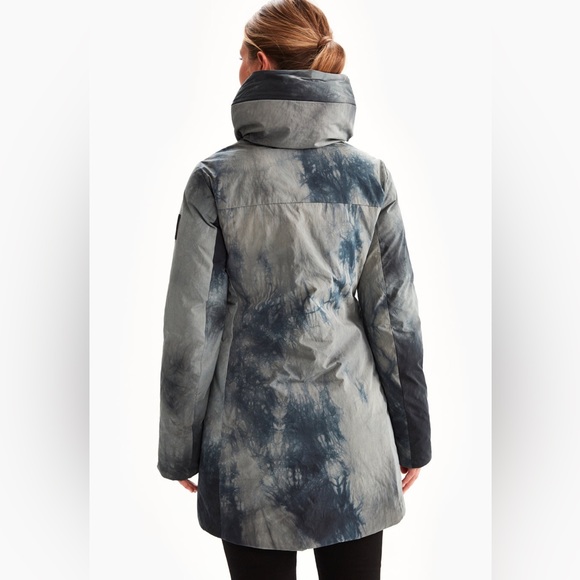 Faith L Edition Jacket - District Black - Picture 1 of 8